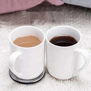 Accessoires de décorations de table d'intérieur rustiques modernes Sous-verres en métal élégants avec bordures décoratives Sous-verres en acier Tapis et coussinets - Product Image 2