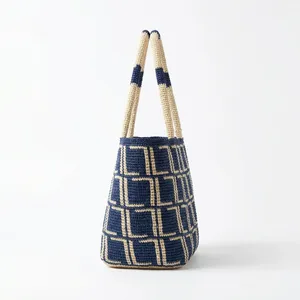 Sac fourre-tout en raphia perlé, prêt pour la plage, motif géométrique ethnique, durable, ouverture supérieure, deux poignées, capacité 3L+, pour femme - Product Image 3