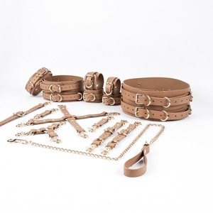 Ensemble de retenue BDSM 16 pièces de différentes couleurs et options de quincaillerie ceinture et menottes de cuisse BDSM-0012 en cuir de vachette véritable - Product Image 2