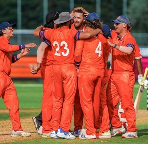 Venta al por mayor de sudaderas con capucha del equipo de Cricket DE LOS Países Bajos Nuevo diseño 2024 WC Jersey estampado completo para fanáticos del cricket Países Bajos - Product Image 6