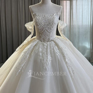 Robe de mariée Empire moderne et élégante en dentelle brodée OY021 avec gants, traîne chapelle, jupe longue, fleurs et cristaux - Product Image 3