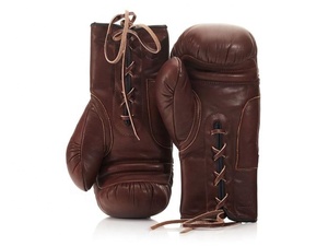 Gants de boxe d'entraînement MMA professionnels vintage sur mesure, fermeture à lacets, cuir de vache véritable, séchage rapide, logo personnalisé, tailles variées - Product Image 5