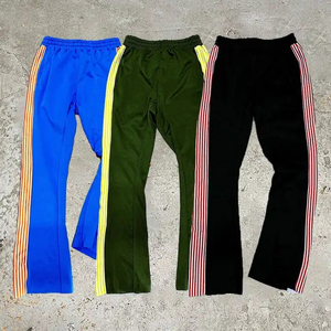 Personnalisé de haute qualité jambe droite hommes pantalons de survêtement évasés personnalisé cordon de serrage taille surdimensionné rayé bande latérale pantalon de survêtement - Product Image 5