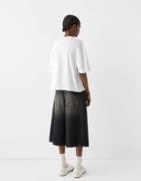 T-shirt Boxy Court Personnalisé Femme 2026 – Nouvelle Tendance Style Coton 240gsm Imprimé DTG Boutonné Épaules Tombantes Vêtement Streetwear