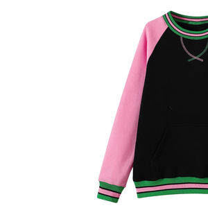 เสื้อสเวตเชิ้ตสามสี - สีดำ สีชมพู และสีเขียว คอกลมผ้าเชนิลล์ แขนจั๊มพ์ พร้อมกระเป๋าจิงโจ้ - Product Image 3