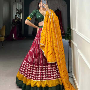 Collection Lehenga Choli en soie Tussar à la demande avec travail en feuille d'impression complexe et décoration en dentelle pour les fêtes de la mariée - Product Image 3