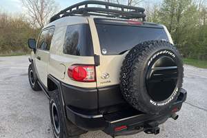 Toyota FJ Cruiser Trail Teams Édition Spéciale 2010 d'occasion (conduite à gauche/droite) - Product Image 3