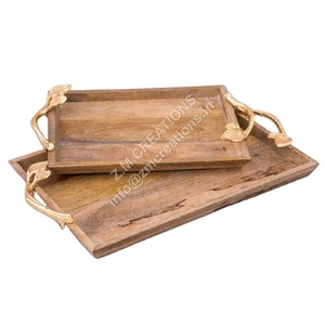 Ensemble de plateaux de service en bois de manguier avec poignée en métal aluminium doré de forme carrée pour la maison, le mariage et les événements de Noël Style design INS - Product Image 1