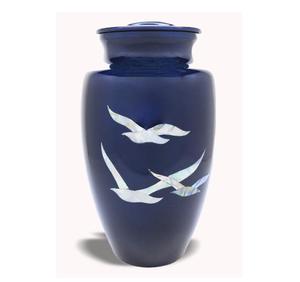 Urne de crémation en nacre incrustée urne de thème Going Home colombes en vol sur fond bleu profond Urne de crémation - Product Image 6