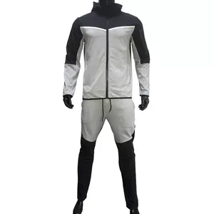 ชุดวอร์มผู้ชายแบบมีฮู้ดสั่งทำพิเศษ ผ้าฝ้าย 100% ระบายอากาศได้ดี แห้งเร็ว คุณภาพสูง บริการ OEM ราคาถูก - Product Image 1