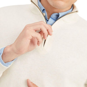 Sudaderas Unisex Ligeras con Media Cremallera, Bordadas y Estampadas en Serigrafía, 100% Algodón, Colores y Tallas Personalizadas para Invierno, Forro Polar - Product Image 3