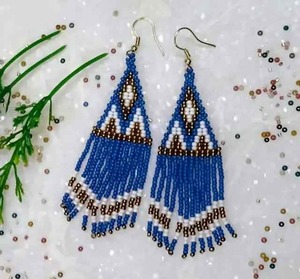 Pendientes de Cuentas de Primera Calidad, Diseño Floral Ligero, Estilo Clásico Vintage de Lujo, Joyería Hecha a Mano, a la Moda - Product Image 1