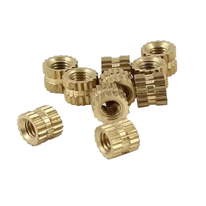 Moulage d'insertion en laiton de qualité standard Insert écrou raccord en laiton meilleures pièces à prix raisonnable - Product Image 3