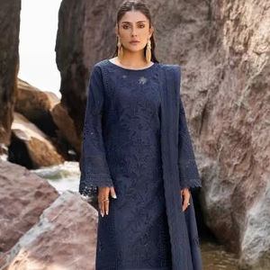 Collection exclusive de costumes pakistanais en coton auto-brodé disponible au tarif de gros pour des tenues de fête - Product Image 1