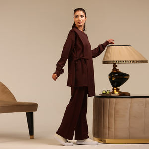 Ensemble coordonné pour femmes, haut tunique long, pantalon droit, tenue de détente minimaliste, tissu doux au toucher, fabricant direct - Product Image 4