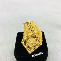 Ensemble de bijoux élégant avec collier court, boucles d'oreilles et bagues en or 18 carats (1 gramme) pour soirée, design unique disponible en ligne