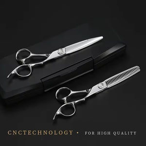 Tijeras de peluquero de alta calidad con cuchillas resistentes al óxido que garantizan un corte suave y preciso en todo momento - Product Image 3