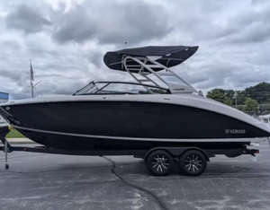 2024 B0ats 252SE 7m 1.9L High Output 400hp Inboard Jet Drive Bateau à moteur OEM de qualité industrielle d'occasion avec garantie de 3 ans - Product Image 1