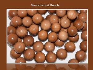 Cuentas de Yoga y Mala de Sándalo Puro Hechas a Mano, Marca Riddhi Siddhi, Origen Rajasthan, Cuentas Redondas Naturales de Color Marrón Dorado Oscuro - Product Image 6