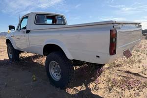TOYOTA PICKUP USADA DE 1980, CON VOLANTE A LA IZQUIERDA/DERECHA - Product Image 6