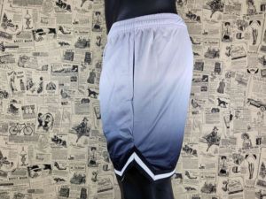 Pantalones cortos de entrenamiento deportivos con logotipo personalizado para hombre, pantalones cortos deportivos de color sólido para correr en el gimnasio con bolsillos en la cintura de poliéster, estilo deportivo - Product Image 4