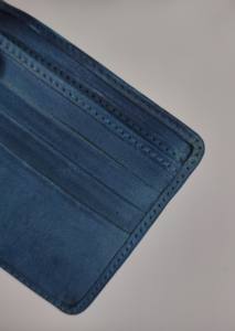 Cartera de piel auténtica de diseñador Premium para hombre al por mayor pliegue corto de alta calidad con logotipo personalizado y ranuras para varias tarjetas - Product Image 6