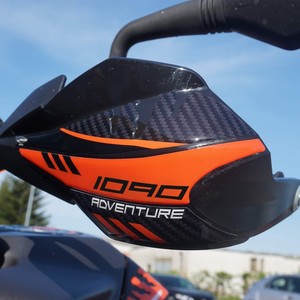 Adesivi 3D Compatibili per KTM 1090 Adventure 2017-2019, Protezioni per Manubrio e Serbatoio, Accessori Moto - Product Image 1