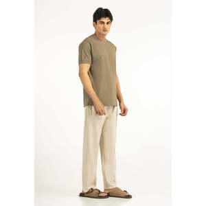 เสื้อยืดคอตตอนพรีเมียมทรงปกติ MN-TS-SS26-002-C ผ้าถักระบายอากาศได้ดี น้ำหนัก 300 กรัม พิมพ์ลายซิลค์สกรีน ลายเรียบ - Product Image 4