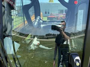 2025 TR310B chargeuse compacte 4x4 roues motrices chargeuse sur chenilles chargeur frontal composants clés moteur roulement moteur pompe boîte de vitesses PLC - Product Image 3