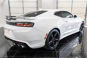 Chevrolet Camaro 2SS Coupé 2017 Usado en Buen Estado, Sin Accidentes, Volante a la Izquierda/Derecha - Product Image 3