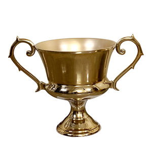 Urna de flores de metal plateado con asa para decoración de jardín Urnas de flores de metal de alta calidad para interiores y exteriores - Product Image 2