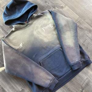 เสื้อสเวตเตอร์ผ้าบาติกสตรีทแวร์ผ้าบาติกพิมพ์ลายกันแดดสำหรับผู้ชาย - Product Image 4