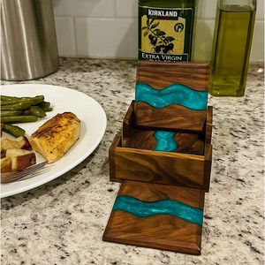 Sous-verre en résine de bois à haute brillance, artisanal, grain de bois naturel, style bohème, écologique, pour la décoration de la maison moderne, vente en gros - Product Image 3