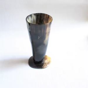 ที่ใส่ปากกาฮอร์นสำหรับโรงเรียนและสำนักงานที่ใส่ปากกาฮอร์นทำด้วยมือทำจากเขาควายขัดเงาสีแตรธรรมชาติด้วยงานฝีมือเสี้ยว - Product Image 1