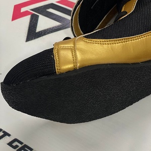 Chaussures de boxe de qualité supérieure pour hommes en cuir PU blanc, fabriquées à la main, en vente au prix le plus bas, avec logo et design personnalisés - Product Image 4