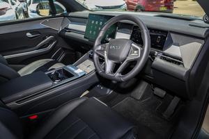 Prix Abordable 2025 BYD SEA-LION 8 Premium AWD Automatique Bleu Saphir Conduite à Droite - Product Image 5