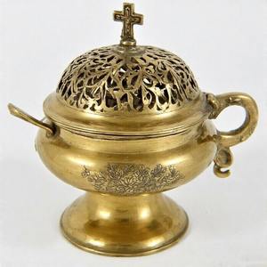 Soporte de incienso Angelic Touch, incensario colgante de latón ligero, quemador de incienso de Iglesia Vintage para ambiente ceremonial y espiritual - Product Image 5