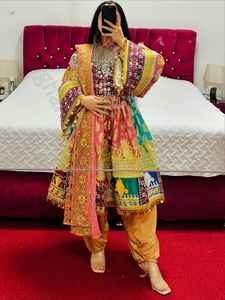 Élégant brodé dentelle Vintage motif floral traditionnel Tribal bohème Banjara Afghani femmes robes de mariée personnalisable - Product Image 6