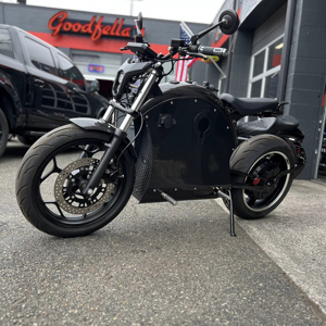 Vélo électrique Rumble Motors 2023, moto Henzo V5, moteur de moyeu arrière en fibre de carbone, batterie au lithium, 27 vitesses, autonomie >60 km pour - Product Image 1