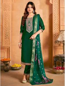 Ensemble Kurti et pantalon en soie Vichitra de grande taille confortable, couleur unie, simple et polyvalent, vêtements indiens pour tous les jours - Product Image 3