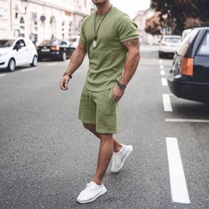 Conjuntos de camisetas y pantalones cortos de verano para hombre de alta calidad 100% algodón de secado rápido estilo callejero logotipo impreso personalizado - Product Image 1