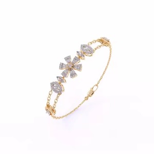 Pulsera de diamantes con abalorio floral con múltiples formas diferentes, diamantes cultivados en laboratorio, gran oferta, joyería de moda para mujeres y niñas - Product Image 1