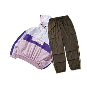 Ensemble coupe-vent respirant unisexe, veste et pantalon légers et imperméables, parfaits pour le jogging, la randonnée et les sports - Product Image 2