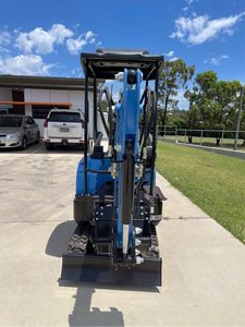 Mini-excavatrice compacte bleue, hydraulique, 1t-3.5t, entièrement hydraulique avec cabine et chenilles, moteur et transmission - Product Image 5
