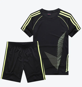Uniformes de camisa de árbitro de fútbol profesional con logotipo personalizado al por mayor, camisa de árbitro de manga larga de poliéster 100% para hombre - Product Image 3