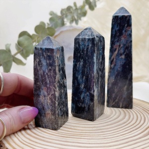 La más vendida de torres de cristal de kynita azul pulido natural para la curación de artesanías de piedra semipreciosa a la venta de ágata Soha - Product Image 2