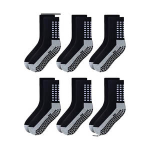 Meilleur prix Respirant Mesh Anti-Slip Yoga Grips Plain Black Chaussettes antidérapantes pour hommes Logo sur le bas Jeunesse Saison-Printemps - Product Image 1