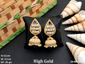 Boucles d'oreilles Polki Antique de Designer 5.5cm & 29gm Parfait pour les mariées et les tenues de mariage ethniques - Product Image 2
