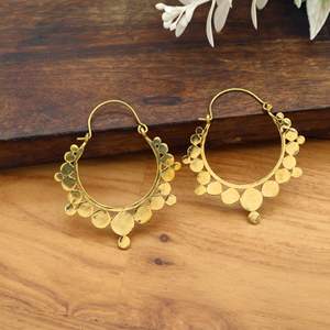 Pendientes de latón de aro étnico dorado especial gitano, joyería tribal Hindi, para ocasiones de regalo - Product Image 3