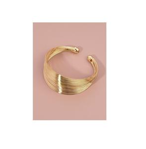 Bracelet jonc élégant en laiton plaqué or, durable, pour femme, idéal pour les mariages et les occasions festives - Product Image 4
